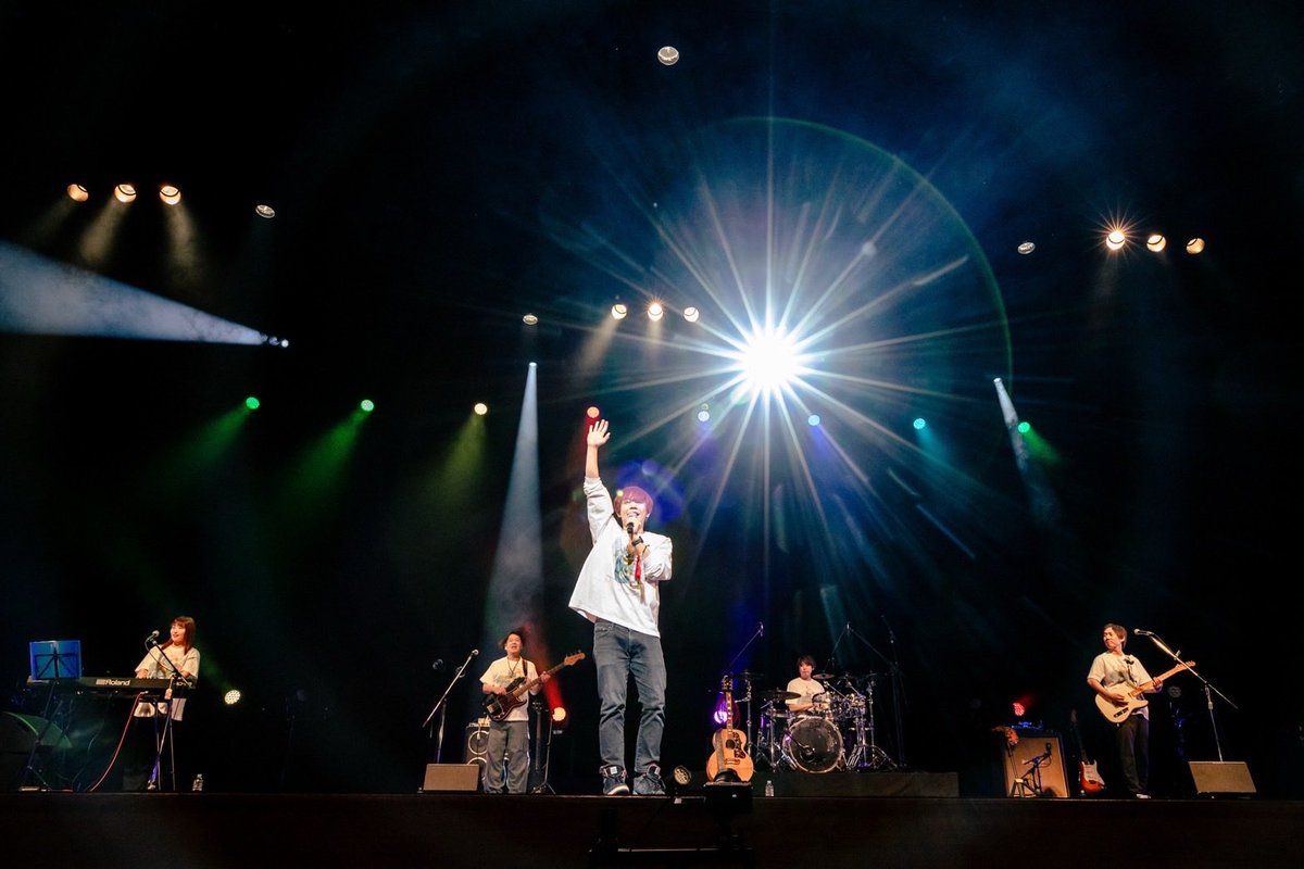 益子里菜 tweet media