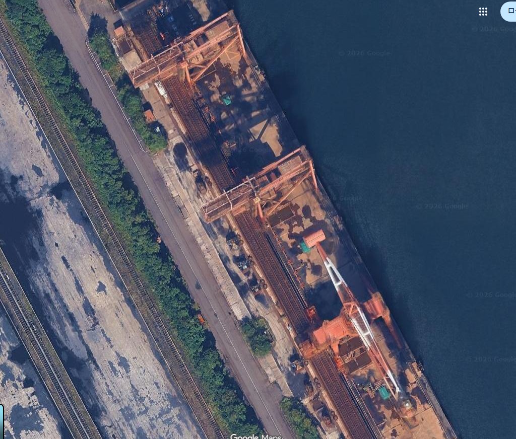 Attention_on_deck tweet media