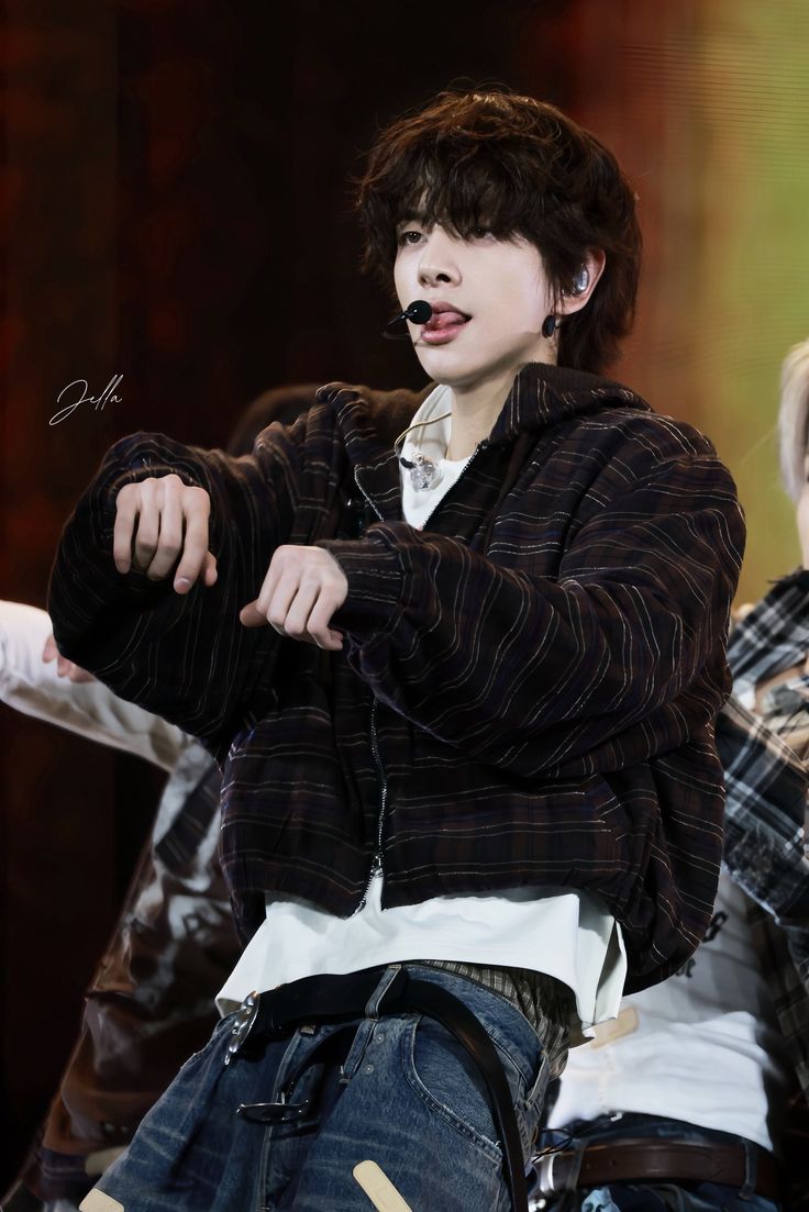 ✩ KaoYu is RED ☽ sevEN- tweet media