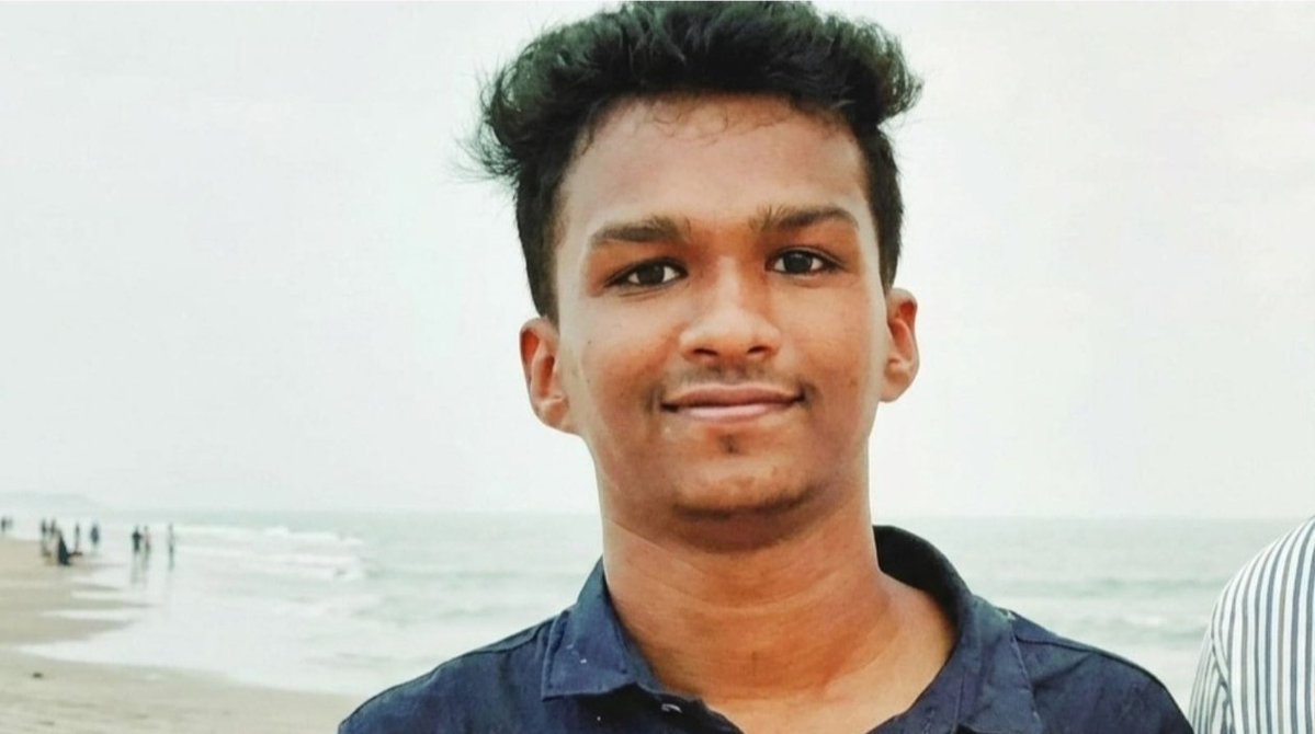 siryanshyadav's tweet image. भारत में जाति धर्म किस रूप से घातक हो गया है, वो आप इस ख़बर से देखिए🔥😟

केरल में कल एक मेडिकल छात्र की छत से गिरने से मौत हो गई।

लेकिन इसके बाद जो खुलासा हुआ वो काफ़ी ह्रदय विदारक है!

बता दें: कि छात्र का नाम 'नितिन राज' और वह दलित समाज से था उम्र सिर्फ़ 22 वर्ष ही थी।