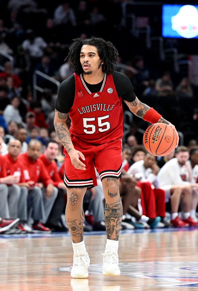 🩸Louisville Fanpage🩸 tweet media