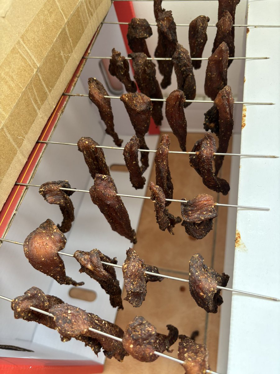 肆肆肆肆 tweet media