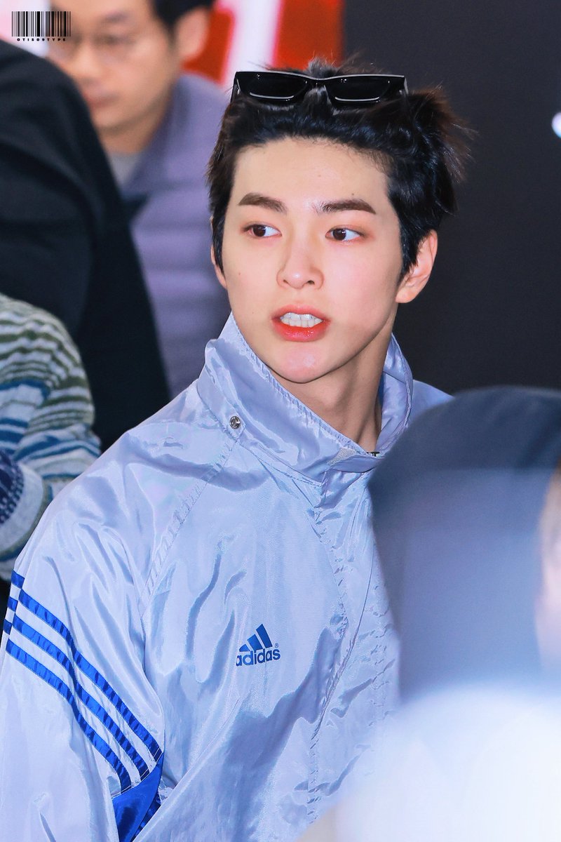 𝐎𝐓𝐈𝐒 tweet media