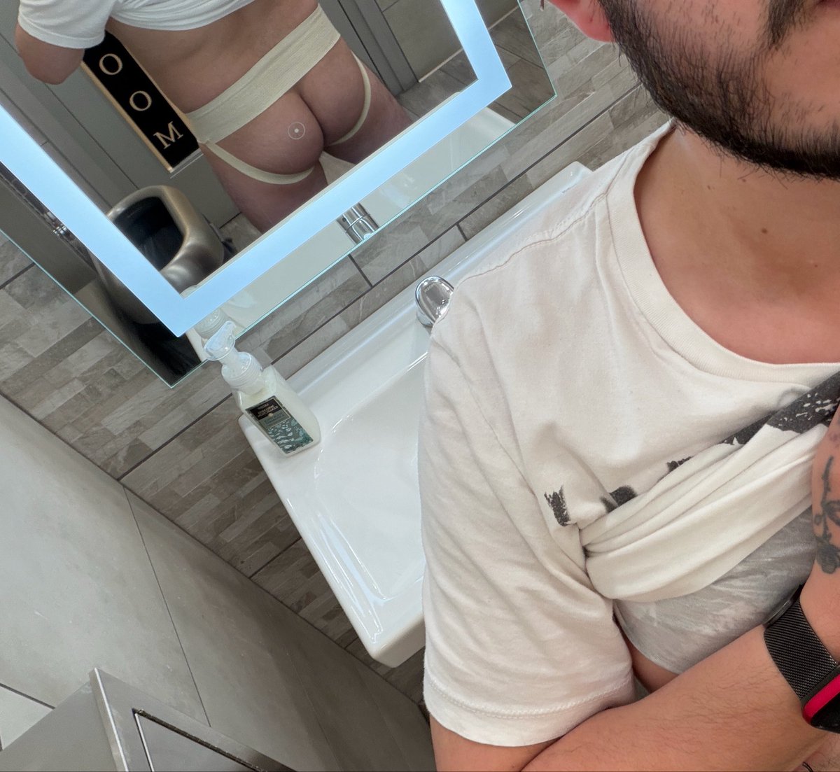 ⛓️‍💥 tweet media