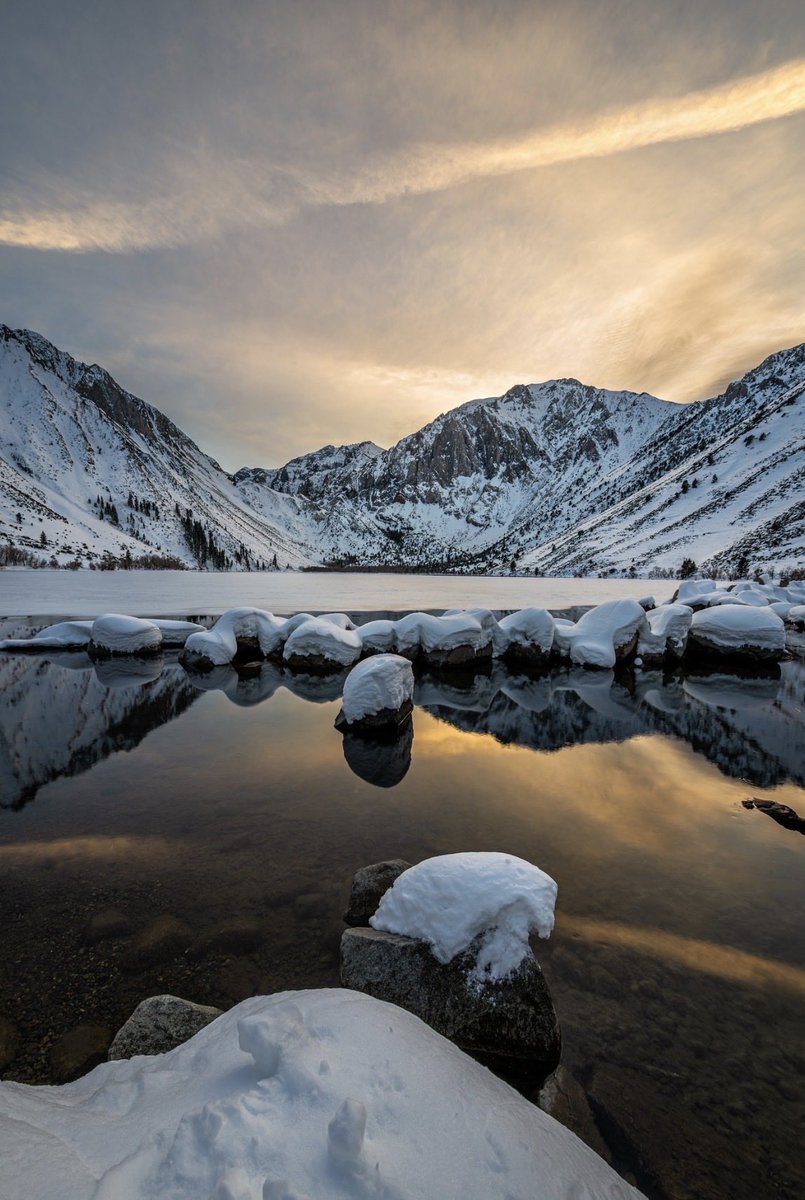 Late winter sunsets in the eastern Sierra mountains look like this 

Peak pristine epicness