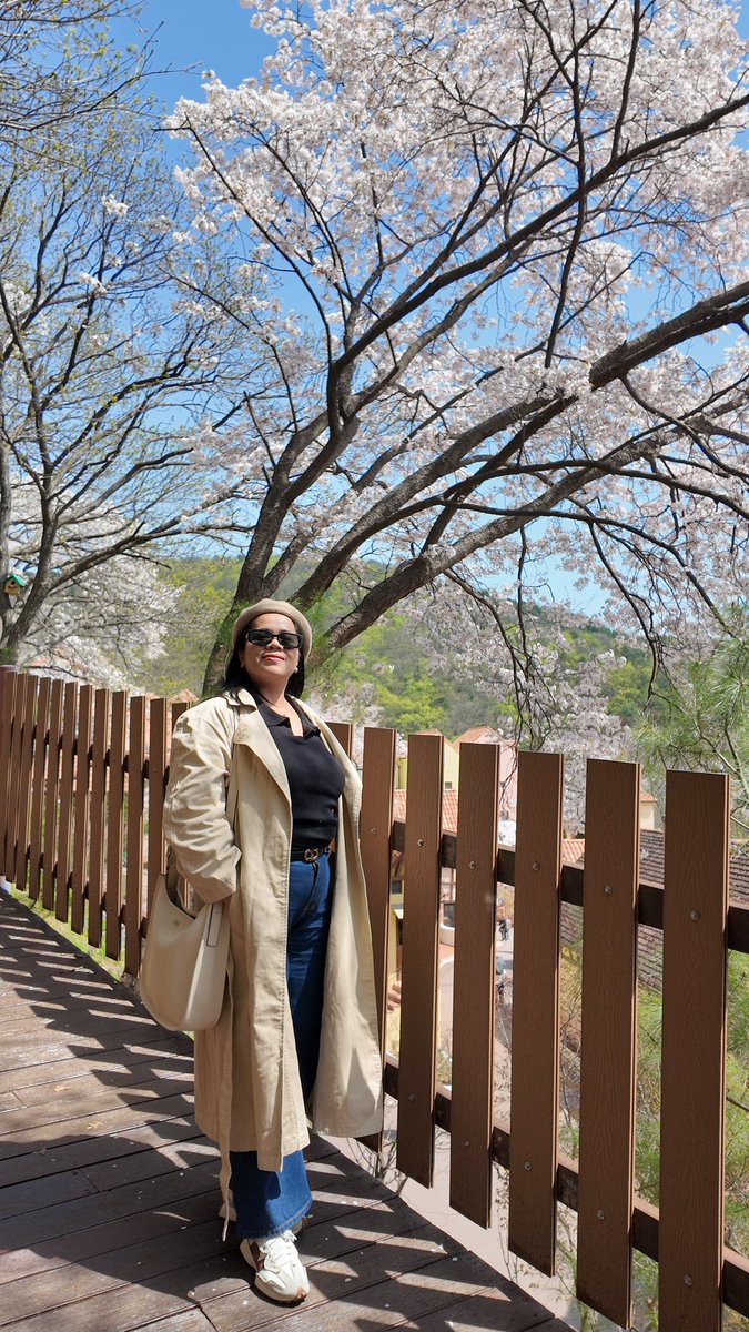 jelaireynoso's tweet photo. Day 1 of #ANGGEtaway channeling my #ANGGEtup inspired by Kimmy🌸🌸
Thanks @SUNxTEA for my new hashtag😊 https://t.co/LyJxuOPlNS