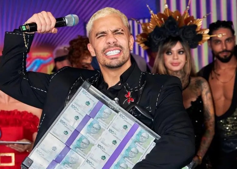 Paula 🧡 tweet media