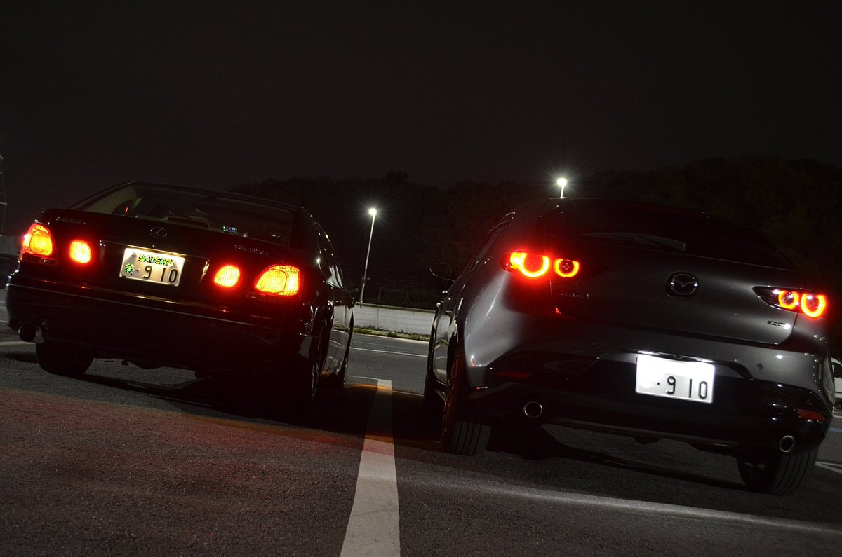 2JZS161's tweet photo. GSと3で写真撮った😌
2台ともケツが好きすぎる😋 https://t.co/UaE58zJZ2H