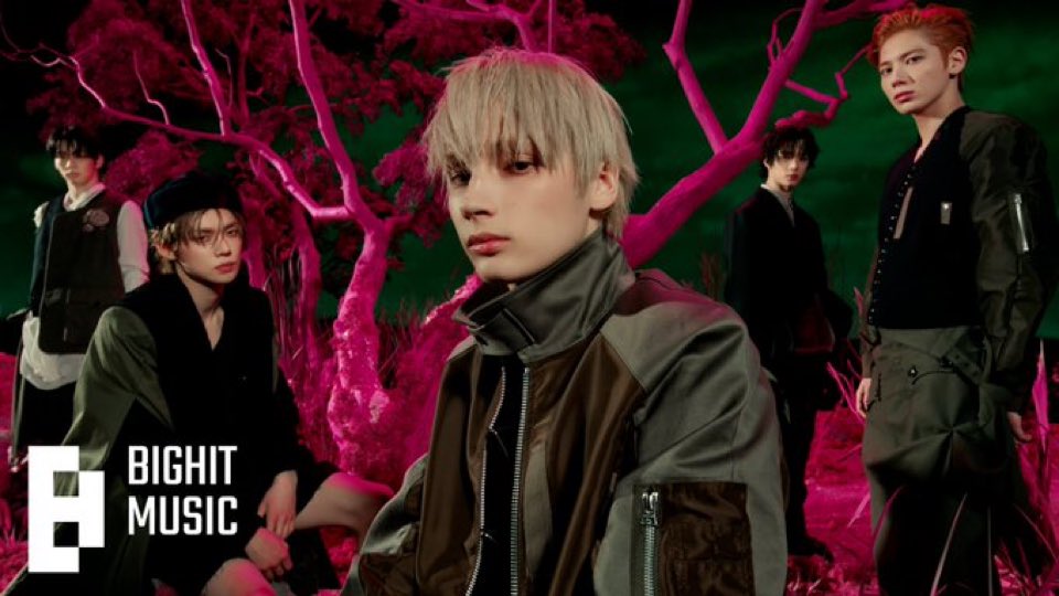 511charlotte's tweet image. トゥバちゃんのカムバが、なんでか分かんないけど過去一楽しみすぎる。再契約後の彼らがなんか楽しそうだからかな。18:00が待ち遠しい✨（仕事しろ）
#Stick_With_You
#TOMORROW_X_TOGETHER #TXT #투모로우바이투게더