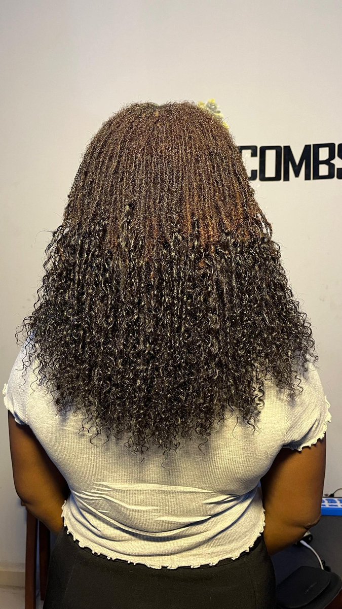 Combsbytolani tweet media