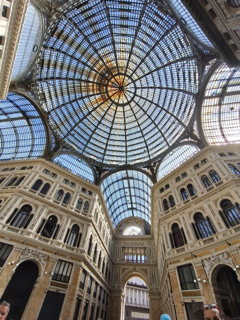 UnaCertaCarmen's tweet image. Buongiorno!
#Napoli , galleria Umberto
