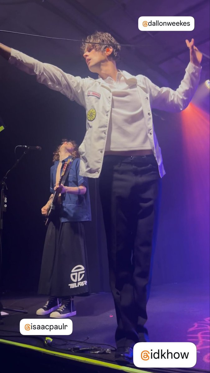 literally just pictures of dallon weekes tweet media