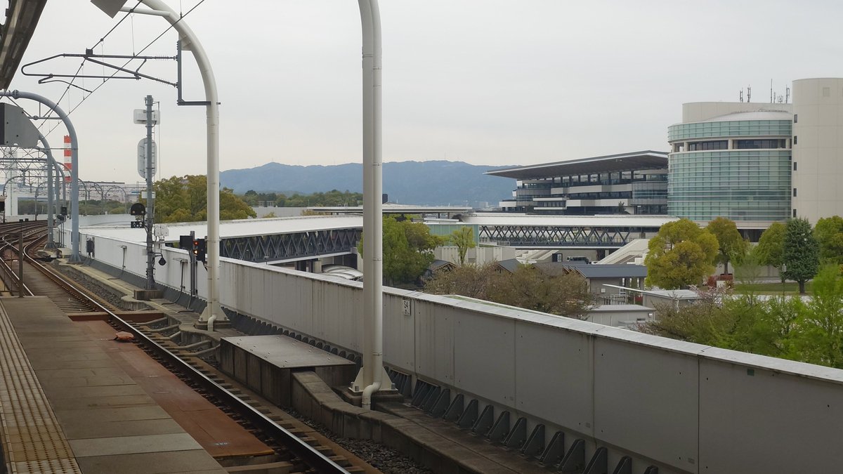 10baiice's tweet photo. 京阪淀駅！
直接競馬場に行けるルートもあるのも良いよね!!（競馬はしないけど） https://t.co/wEDaWpYrC7