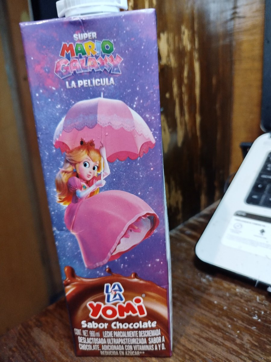 Laufey Simpson DS tweet media