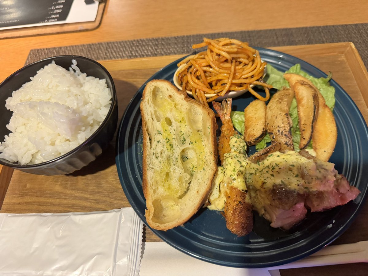 ふーじー tweet media