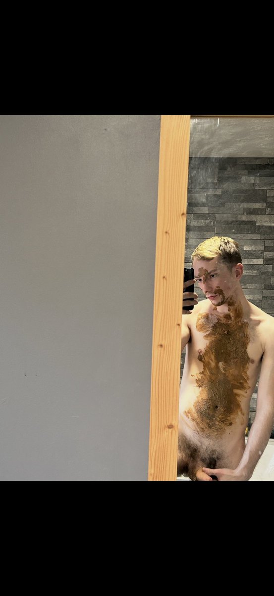 ScatSubLJ's tweet photo. Who’s on clean up duty?😜👅 https://t.co/kvIRybpCu9