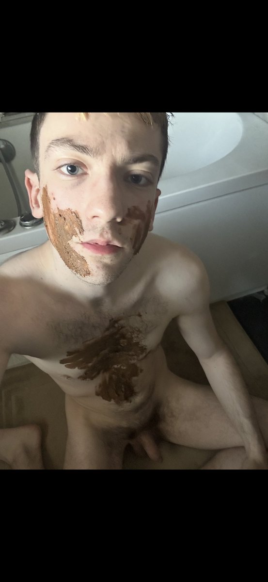 ScatSubLJ's tweet photo. Who’s on clean up duty?😜👅 https://t.co/kvIRybpCu9