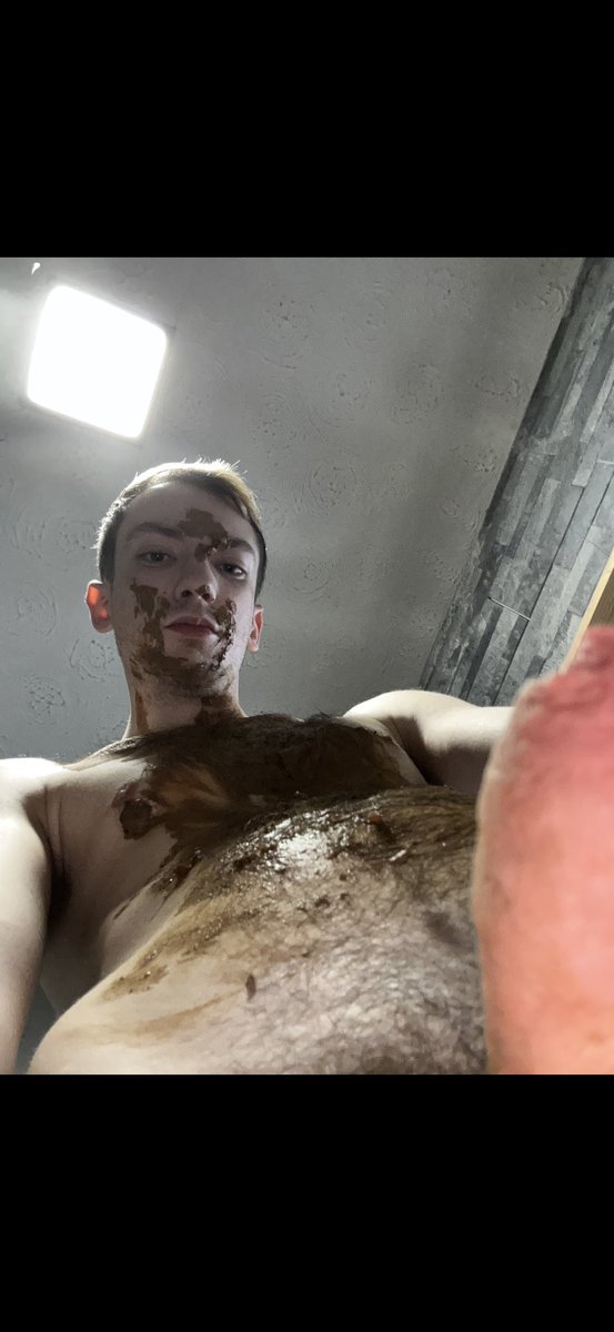 ScatSubLJ's tweet photo. Who’s on clean up duty?😜👅 https://t.co/kvIRybpCu9