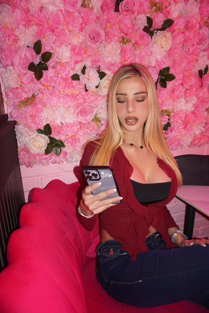 azul_hermosa tweet media