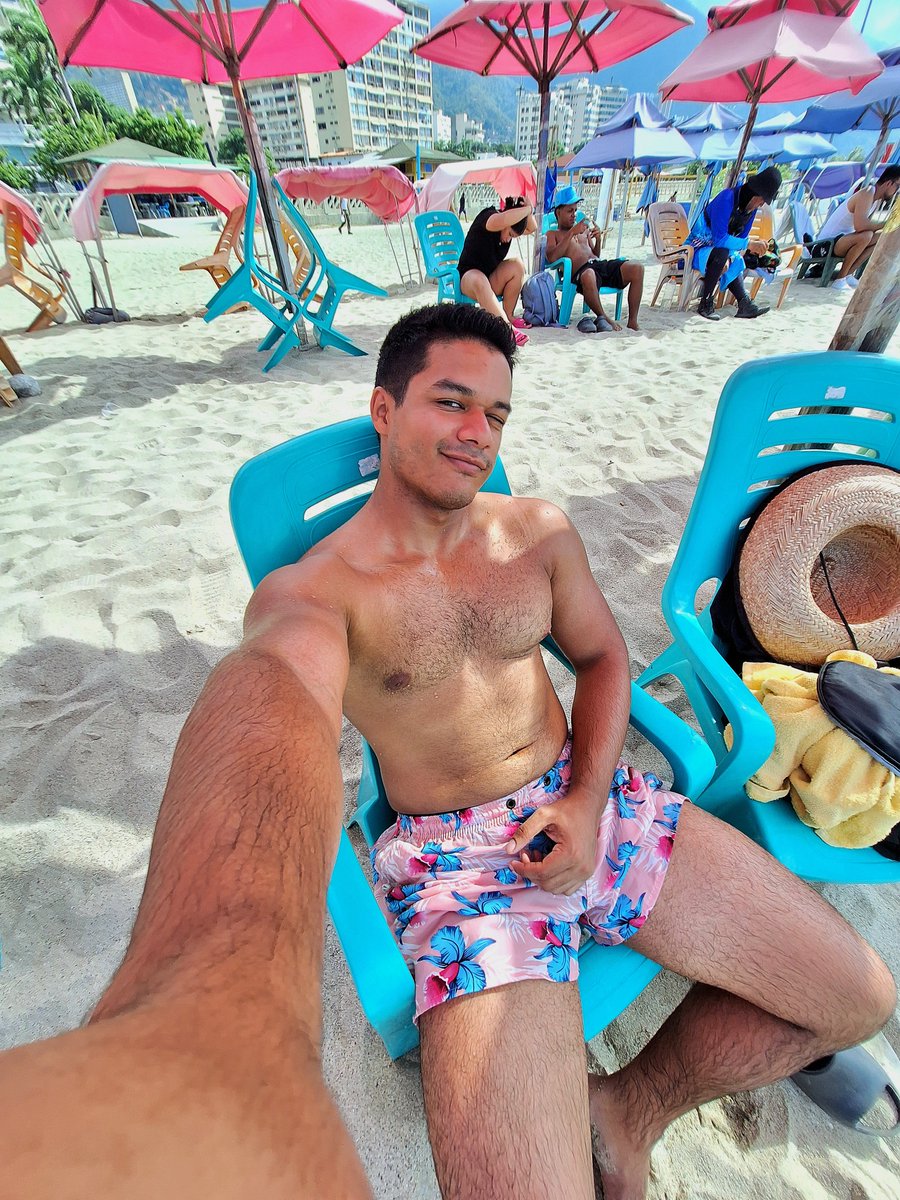 Soy Cosmo 🤎🌴 tweet media
