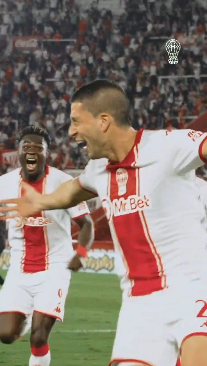 Quédate con el 9 que se pone así de contento tambien cuando el gol lo hace un compañero!! Grande #Jordy Vamos <a href="/CAHuracan/">CA Huracán</a>!!