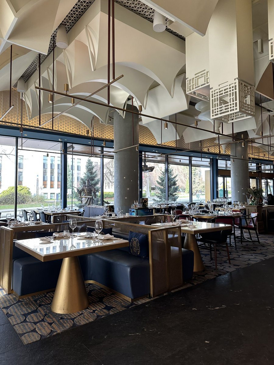 𝗺𝗮𝗿𝗶𝗻𝗮 🇨🇦 👧🏻1y tweet media