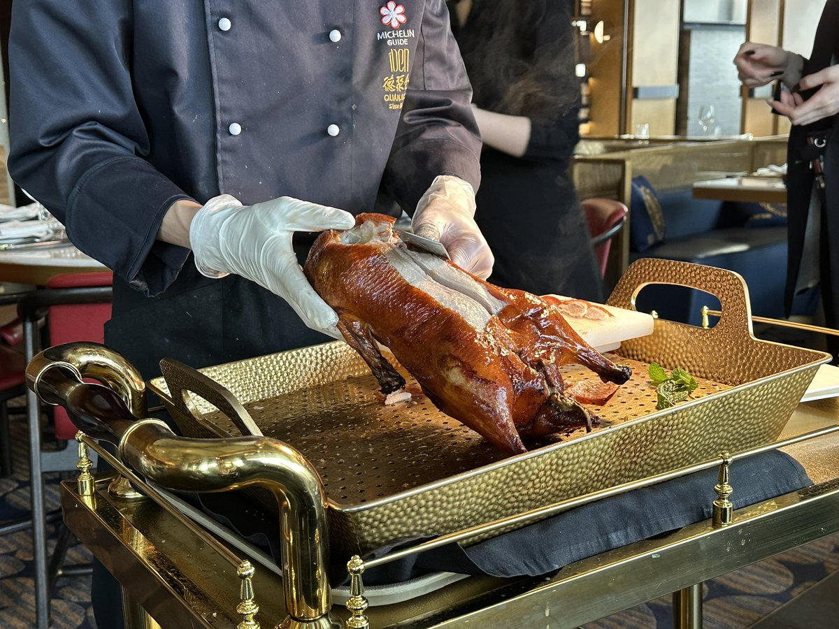 𝗺𝗮𝗿𝗶𝗻𝗮 🇨🇦 👧🏻1y tweet media