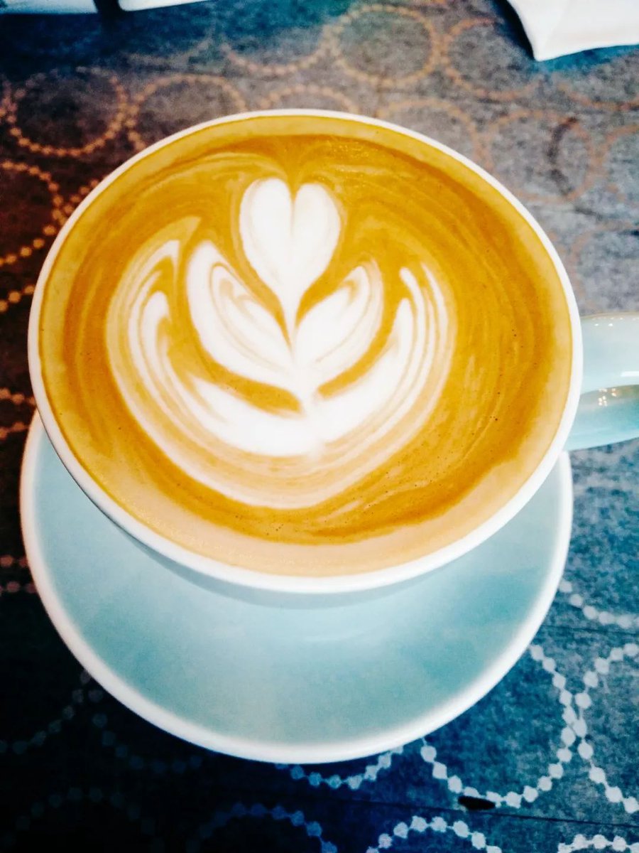 thiagueousadia's tweet photo. Chasing golden hour moments—sunlight on skin, coffee in hand, and that quiet joy I’ve been craving. https://t.co/766JpyWmye
