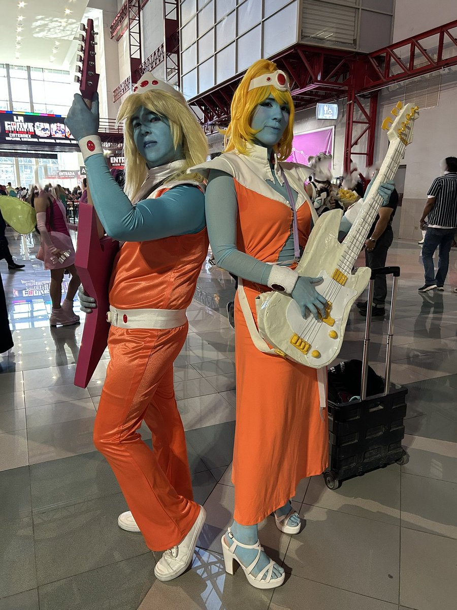 Arpegius &amp; Stella

Inst. starlockramses &amp; stella_crescendolls

#Cosplay
#Crescendolls
#Interstella5555
#Arpegius
#Stella
#DaftPunk