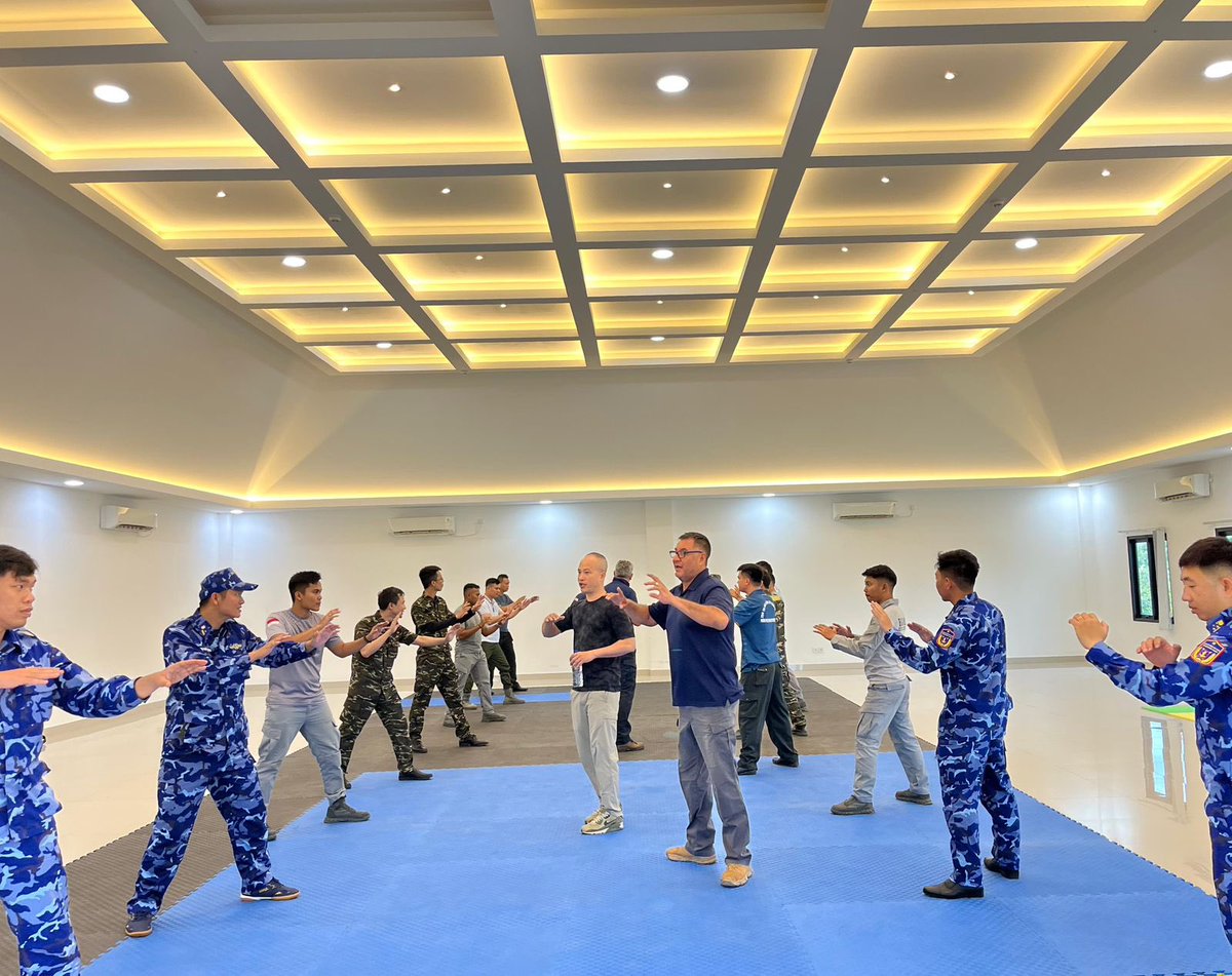 UNODC_BMB's tweet photo. Supported by 🇺🇸 @StateINL, @UNODC_MCP delivered a 10-day VBSS training in Batam 🇮🇩 for 🇻🇳 Coast Guard, Customs &amp; Waterway Police and 🇮🇩 Bakamla. A Vietnamese Customs officer served as Assistant Trainer. The training aimed to enhance regional cooperation and maritime security🌊 https://t.co/mdqaiQIO9J
