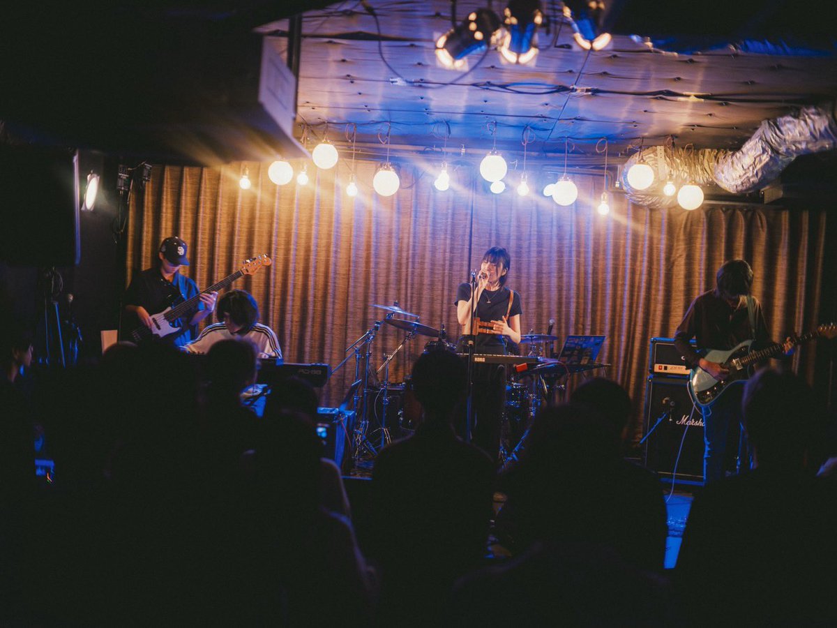 2026.4.12 (Sun) at 下北沢近道

Jinsei Ni Namida Ari

<SETLIST>

1. 世界で一番綺麗な夜
2. 新曲(未発表)
3. 雨恋
4. 強気の本音
5. リコイル
6. 渇き
7. 夢宙旅行

お越しいただきありがとうございました🌚

Photo by <a href="/__otankonasu__/">麗(うらら)</a>