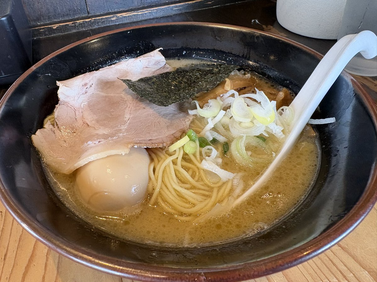 なすだく tweet media