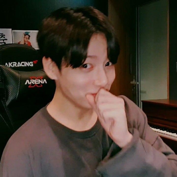 Flor🇦🇷⁷ | VA A VER A BTS | ⊙⊝⊜ tweet media