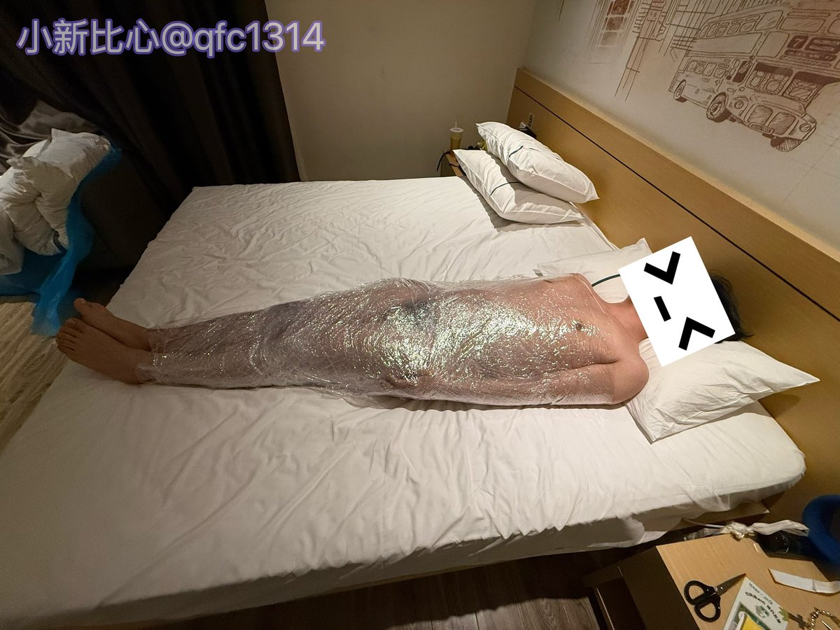 小新比心 tweet media