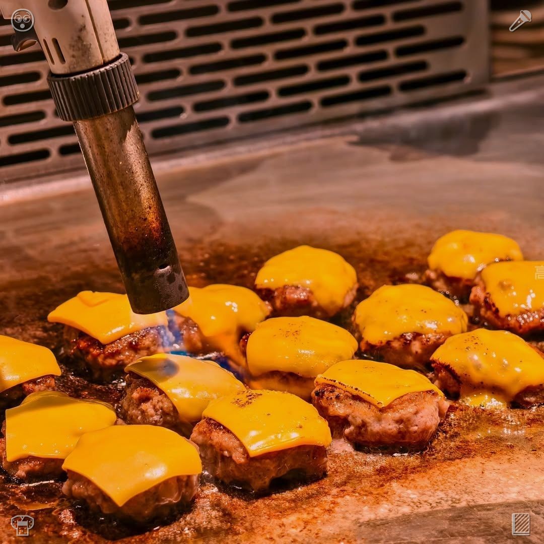 Looking to indulge? Pizza is undoubtedly the perfect option, delivering just the right amount of satisfaction.