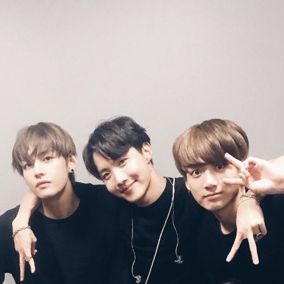 wendy 21/10🪭 tweet media