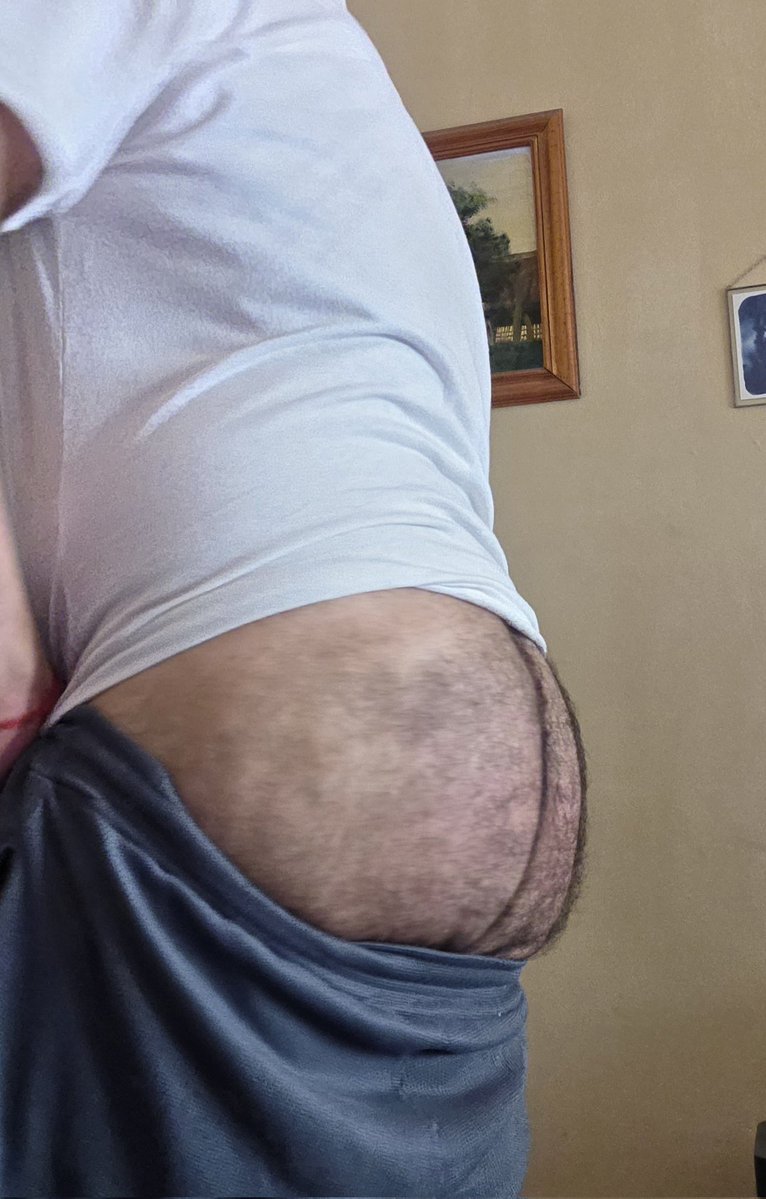 Cambio de ángulo. Para quienes gustan de culos gordos