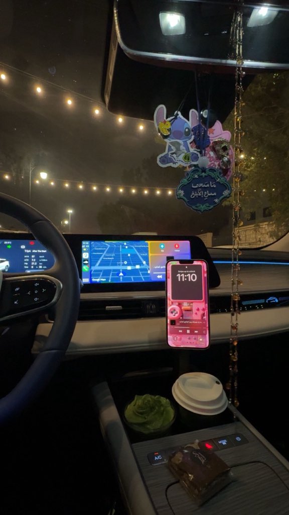 quaintrelle tweet media