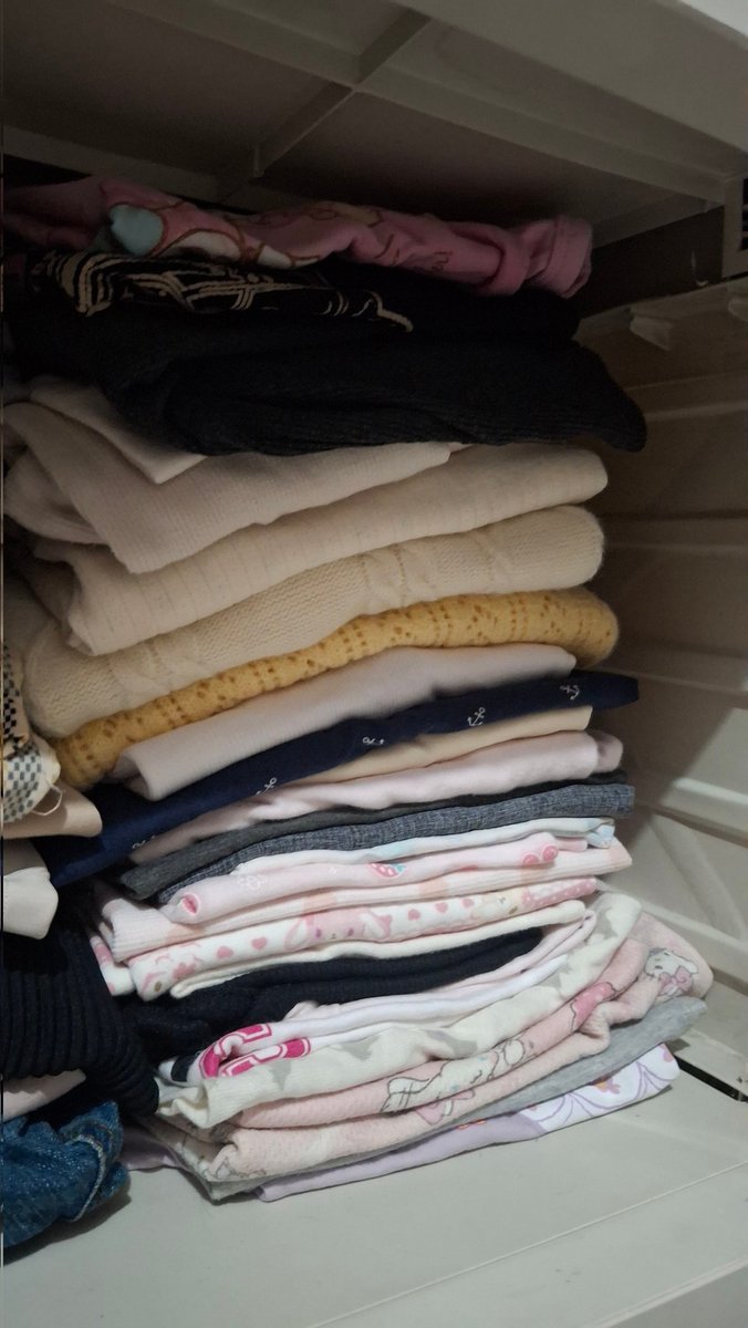 @ aft dm ! tweet media