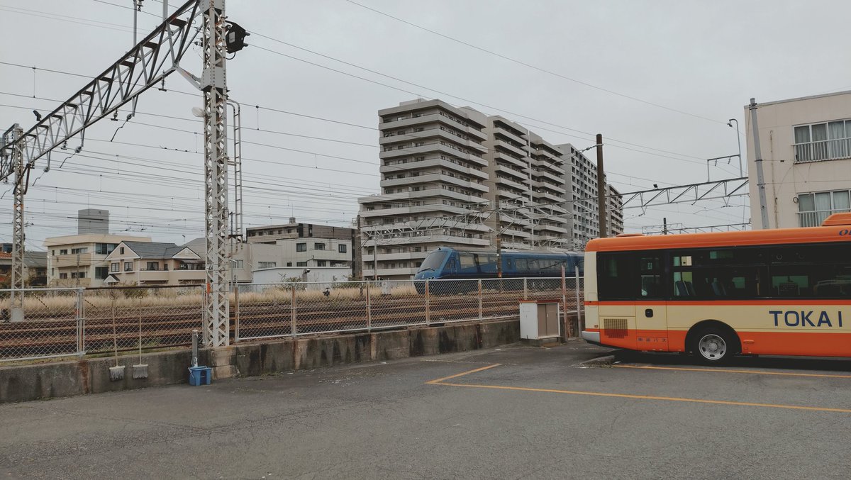 ハマケン tweet media