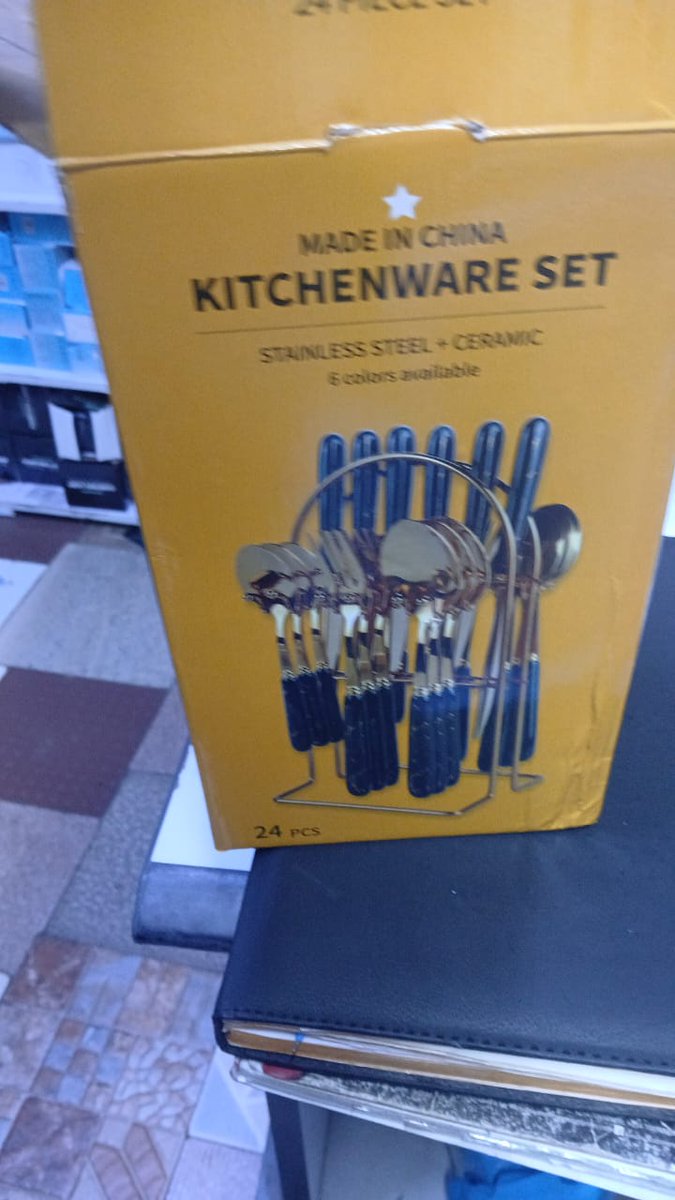 CrystalCF4's tweet image. Today I am selling household items n kitchenware 
☎️0117476324