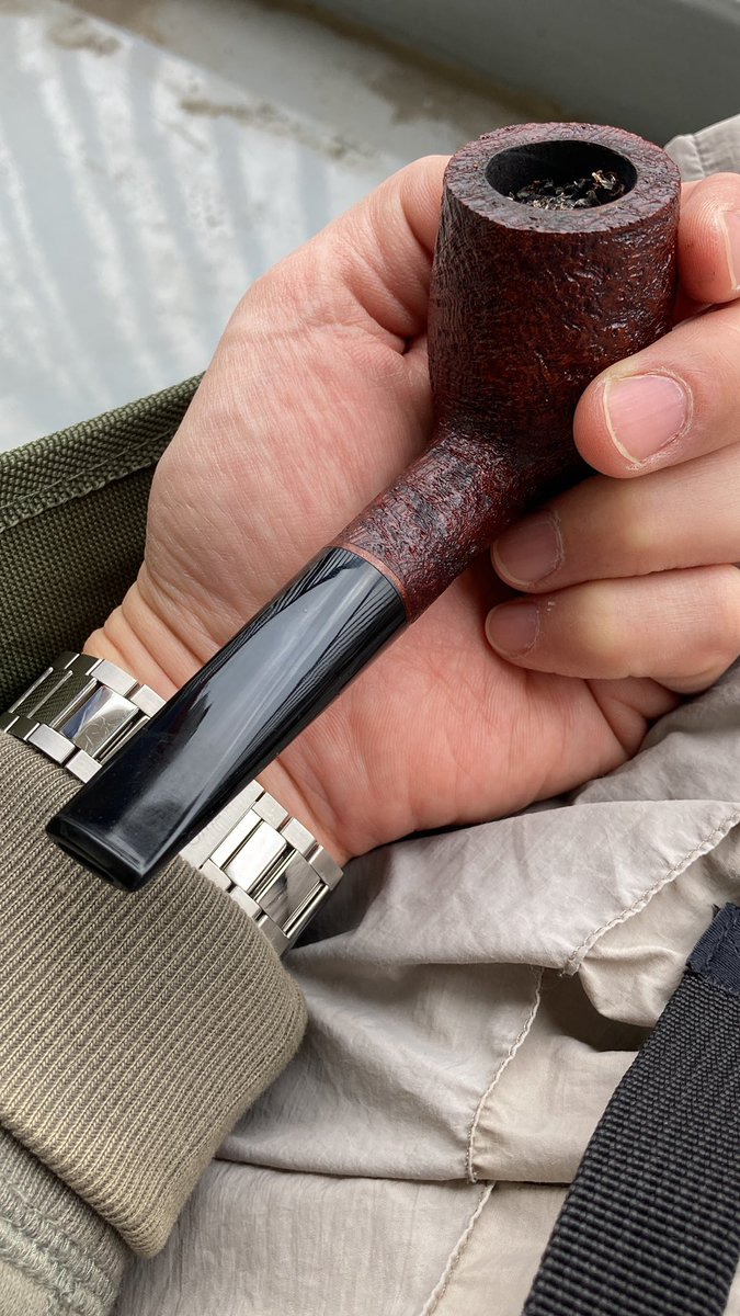 7seas royal blend

休日は子守りと看病で喪失。ままならぬが人生
セブンシーズは軽くて甘くてとっつきやすい。