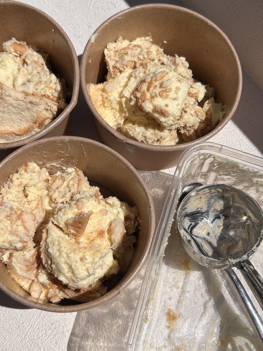 006ost's tweet photo. hohoo banana puddingnya udah siap dianter nih jendss 😆😆 https://t.co/GcgiLlsu6E