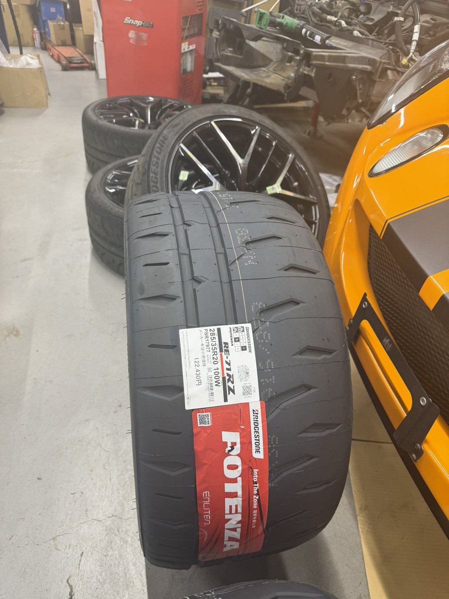 TiRACING tweet media