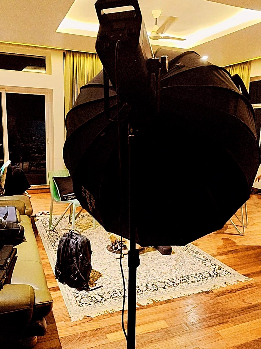 JenishaSharon's tweet image. Shoot day pics dump #hellonewweek