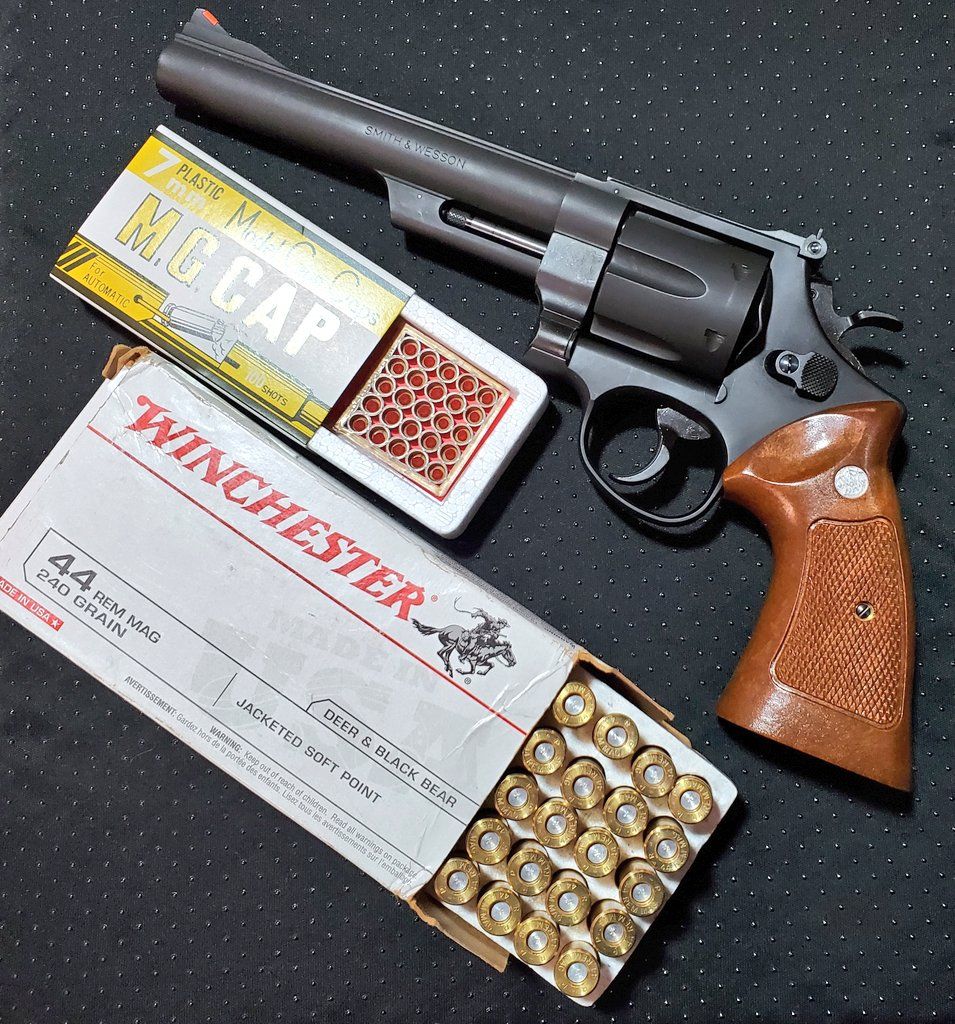 車とトイガンが好きな愛妻家 tweet media