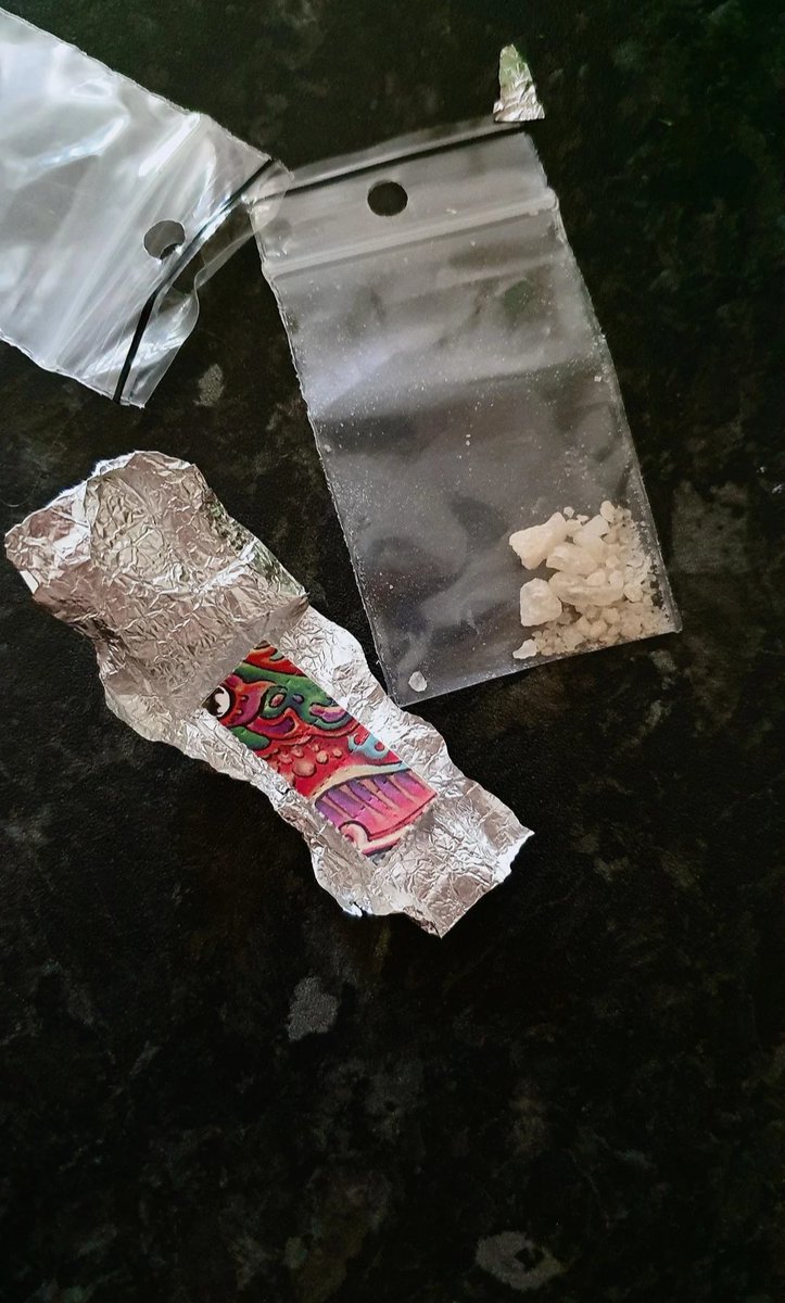 C🦴o🦴k🦴e H🦴o🦴e tweet media