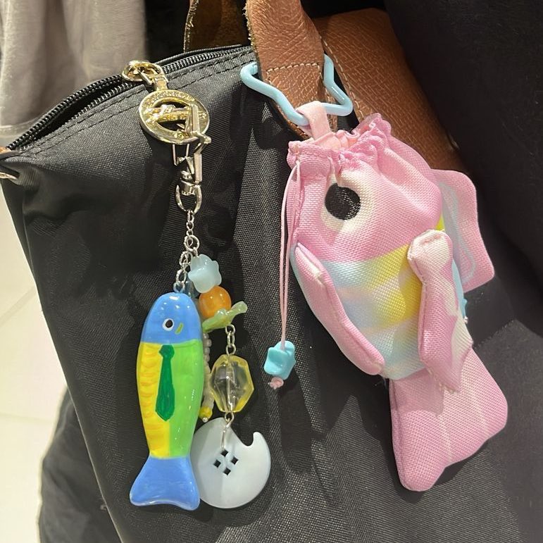 smolknot's tweet photo. {Like &amp; Rt appreciated🐟⭐️}

🫧 BLOOP POUCH Pre-Order Open 🫧

🗓️ 12 – 15 April 2026
💰 75K (FREE button pin 🐠)
DP 40K | Pelunasan 35K

📦 Ship: 25 – 30 April (bertahap)
📍 Bali, Indonesia

🔗 Link https://t.co/LQ55f65pjU https://t.co/wbexRiQ9SE