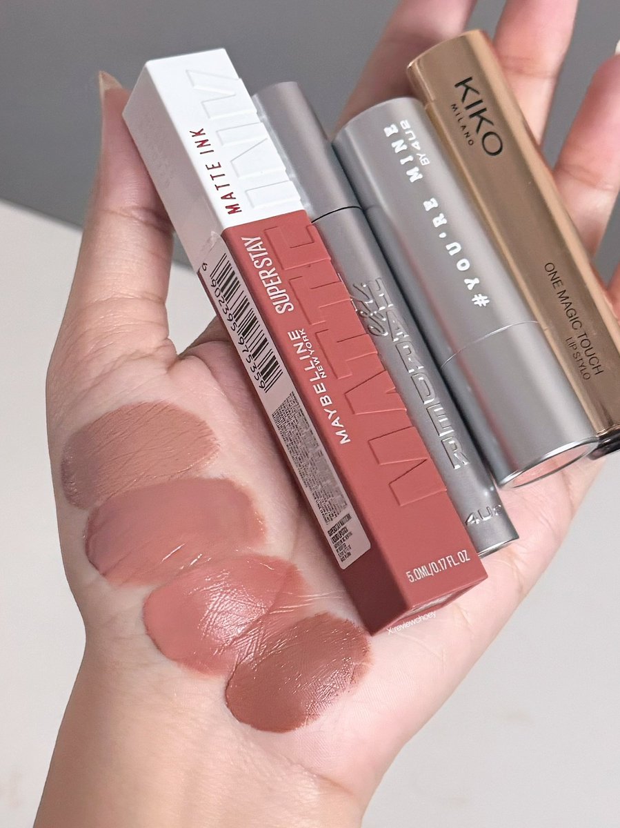 reviewchoey's tweet image. ทาสรักลิปโทนนู๊ด
สวยแพง นู๊ดไม่ป่วย สวยนัวมากกกก🤎