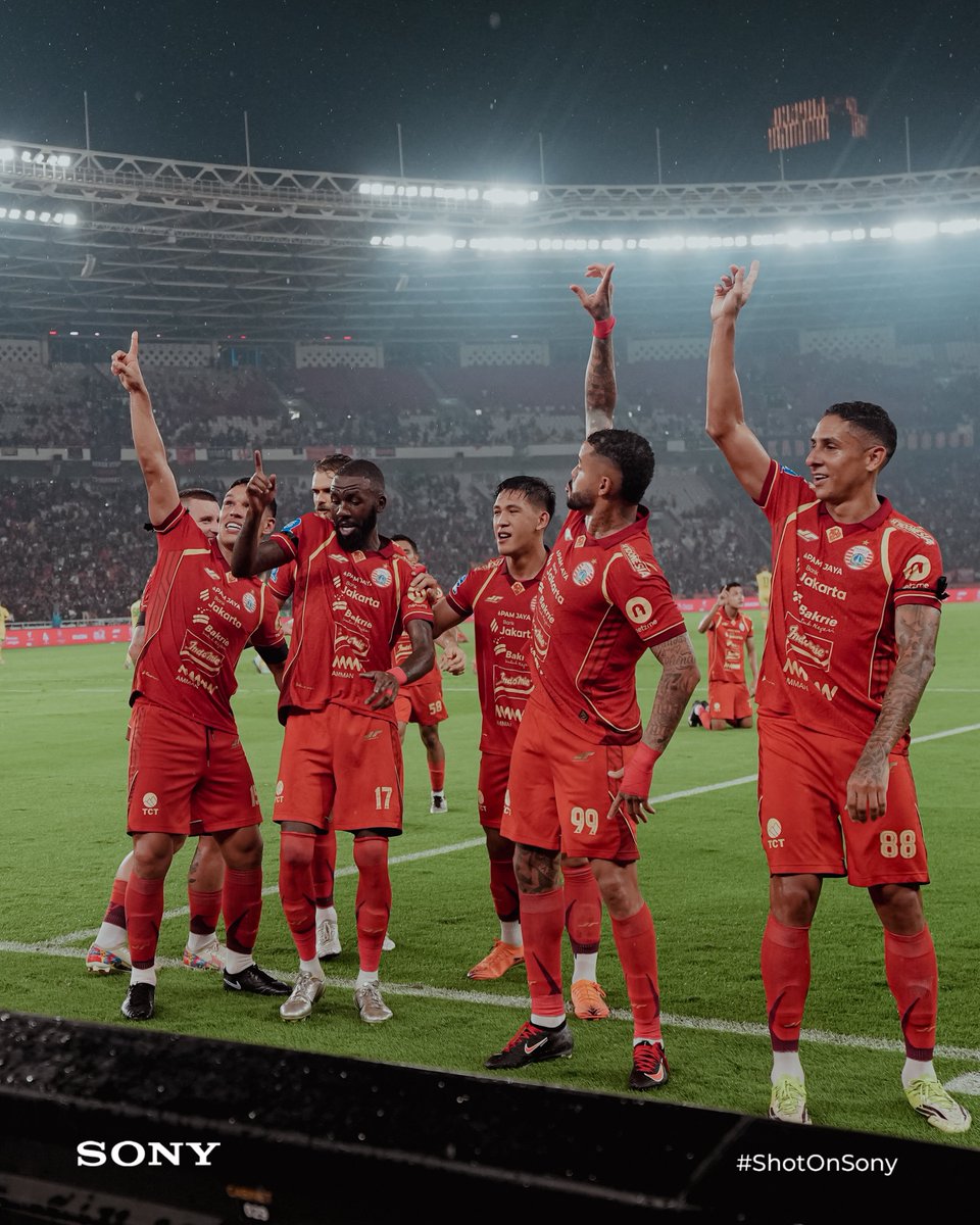 Persija_Jkt's tweet photo. Keep fighting till the end πͺπ₯
Shot On Alpha 9III with FE 300mm f2.8 GM & FE 16-35mm f2.8 GM II | @SonyAlpha #ShotOnAlpha
#BRISuperLeague #Persija https://t.co/W5lMT7uPIn